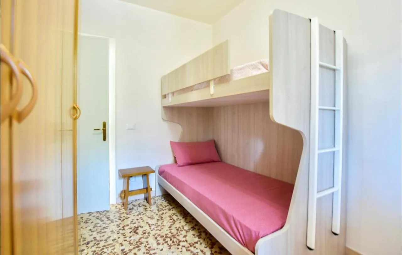 Beautiful Apartment In Camaiore With Wifi Italia